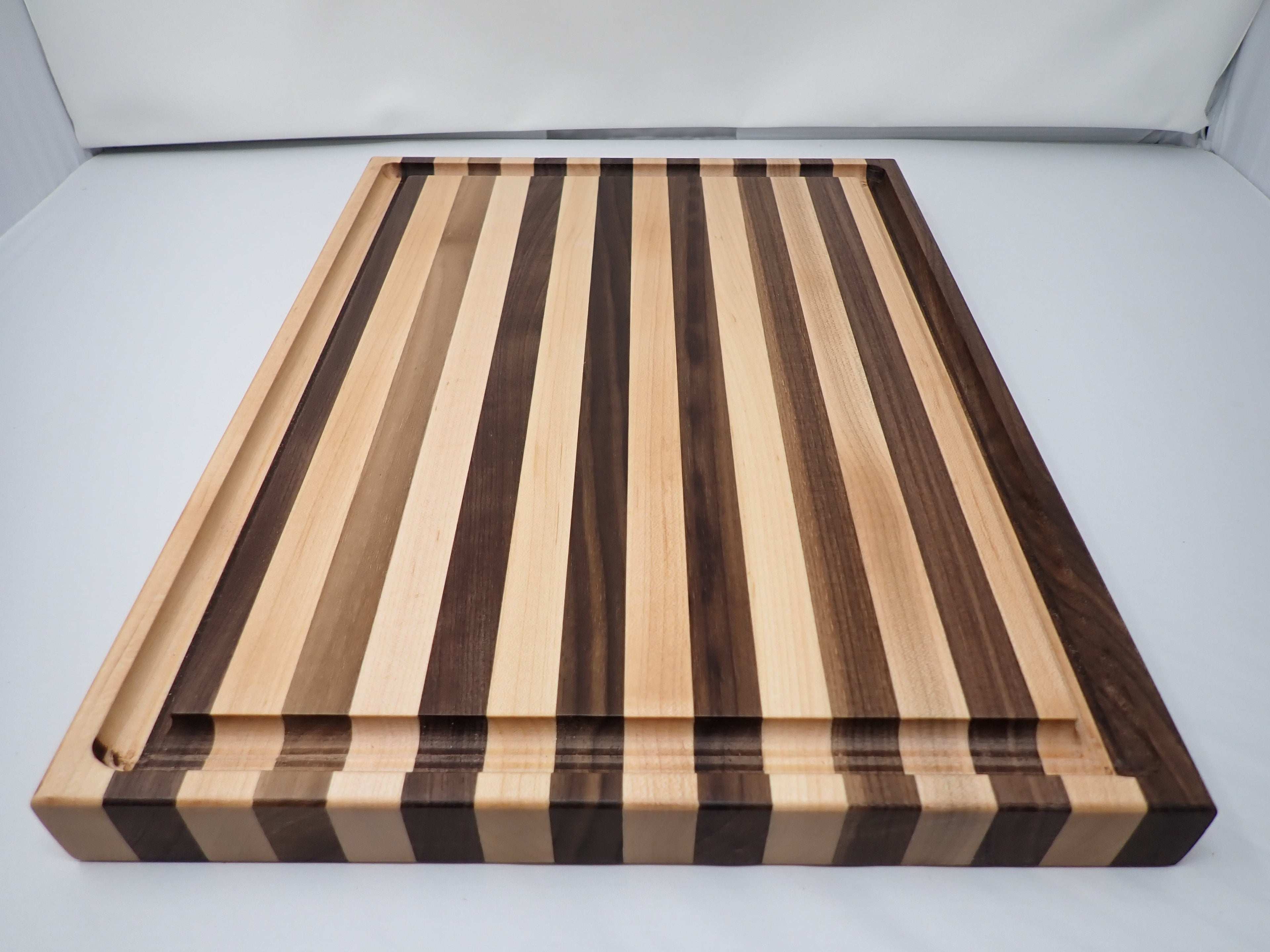 Medium Cutting Boards
