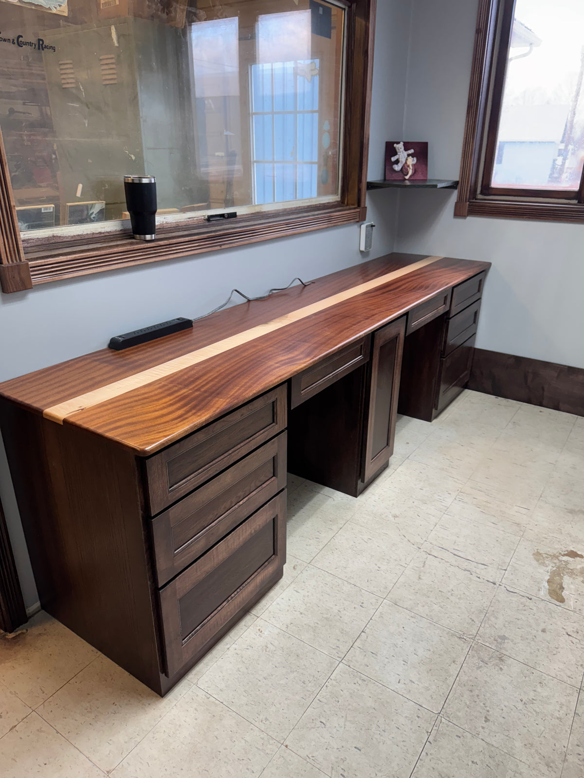 Office Desk
