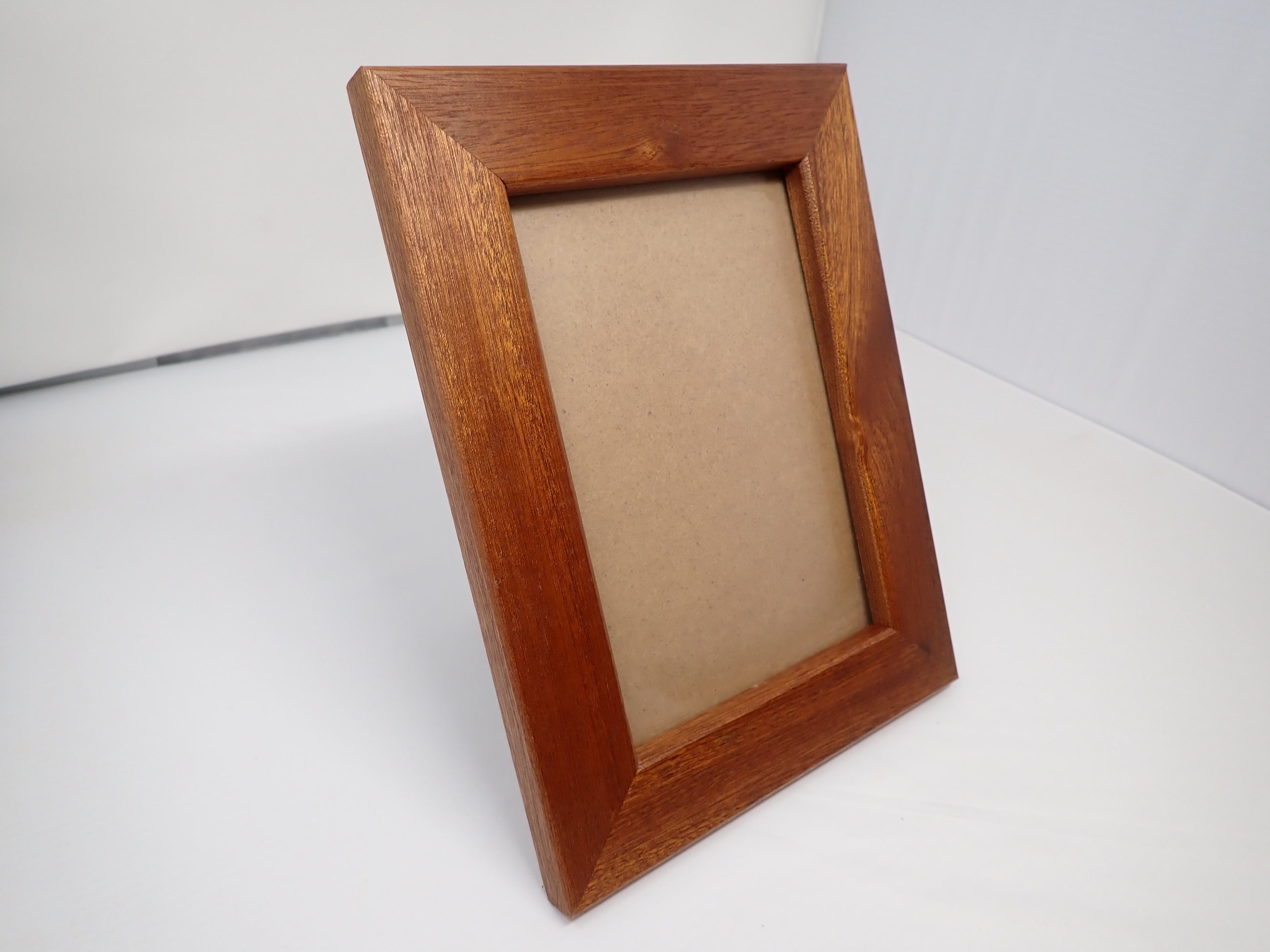 Ribbon Sawn Sapele Picture Frame