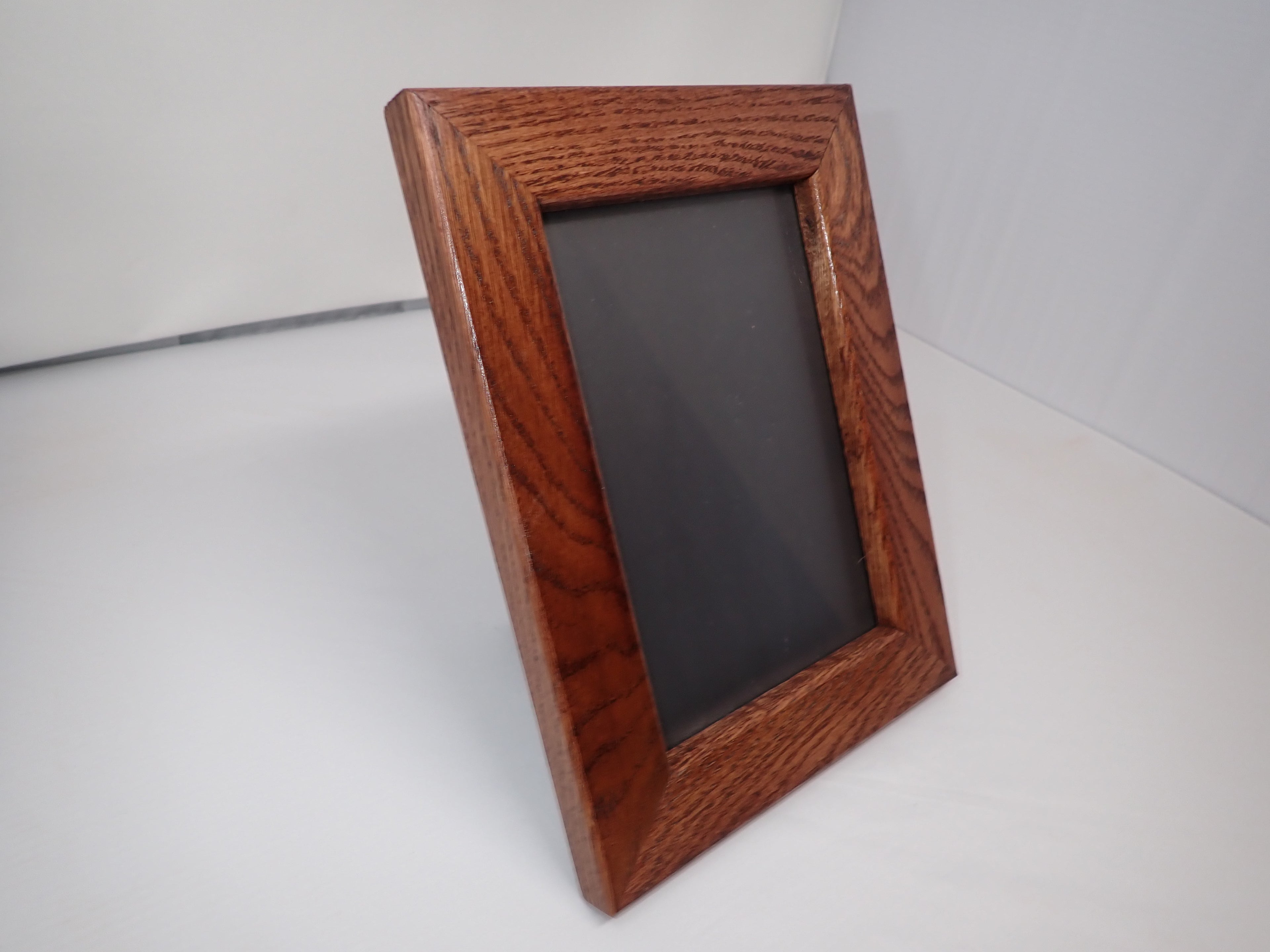 Burnt Umber Red Oak Picture Frame