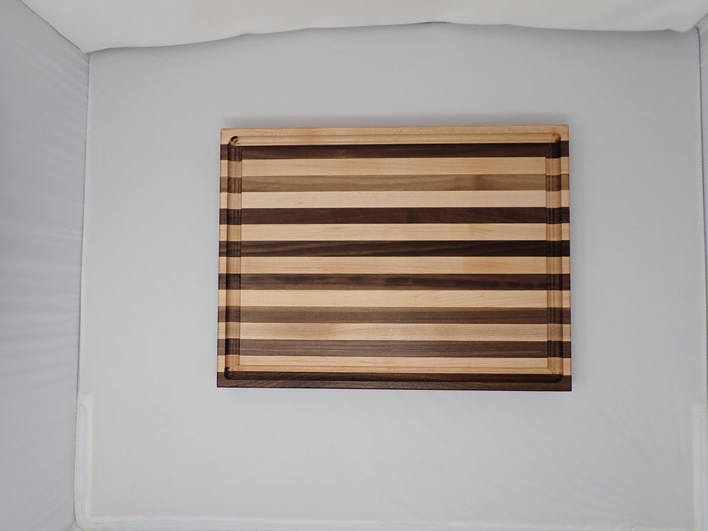 Medium Cutting Board