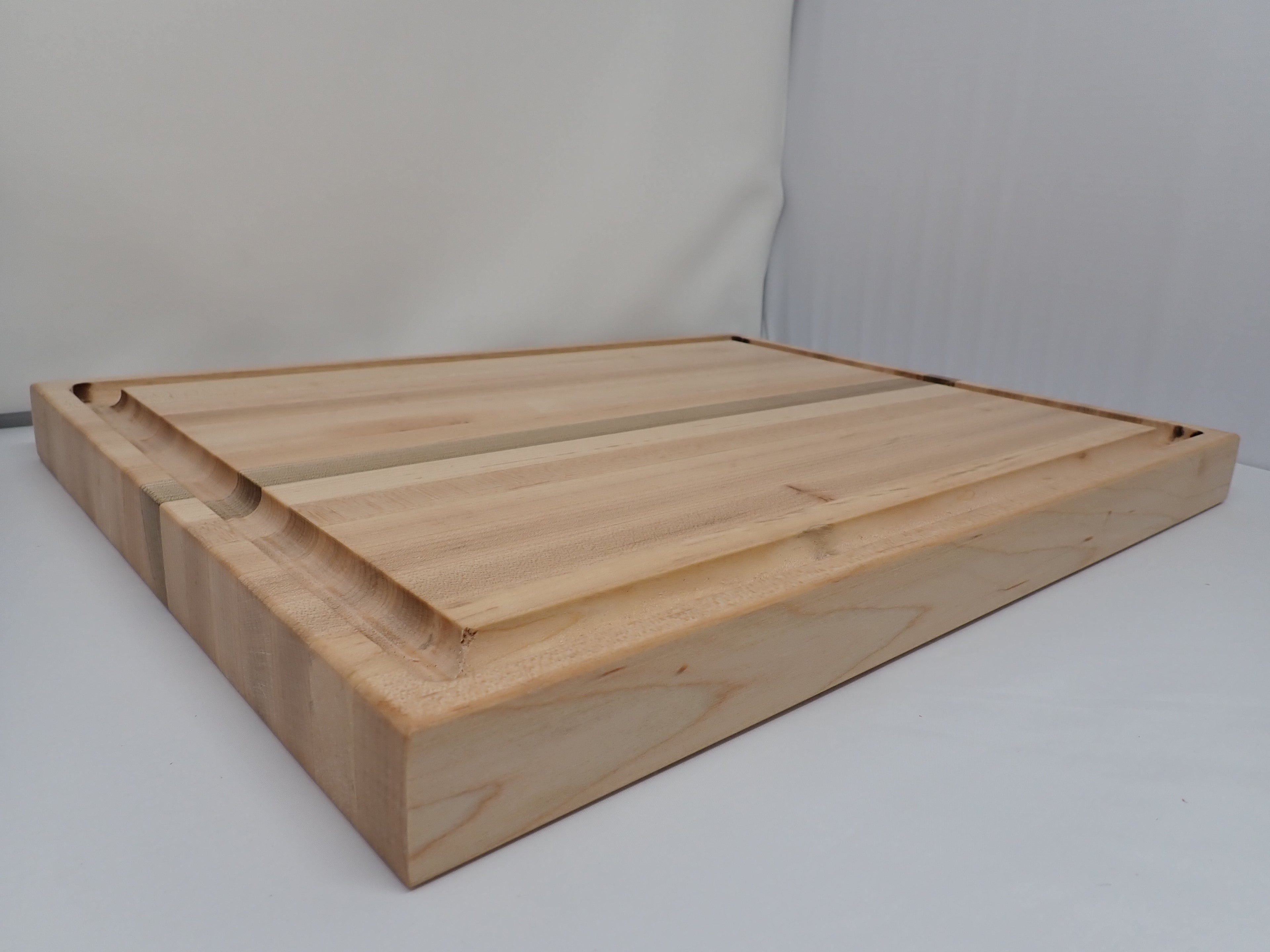 Medium Cutting Board