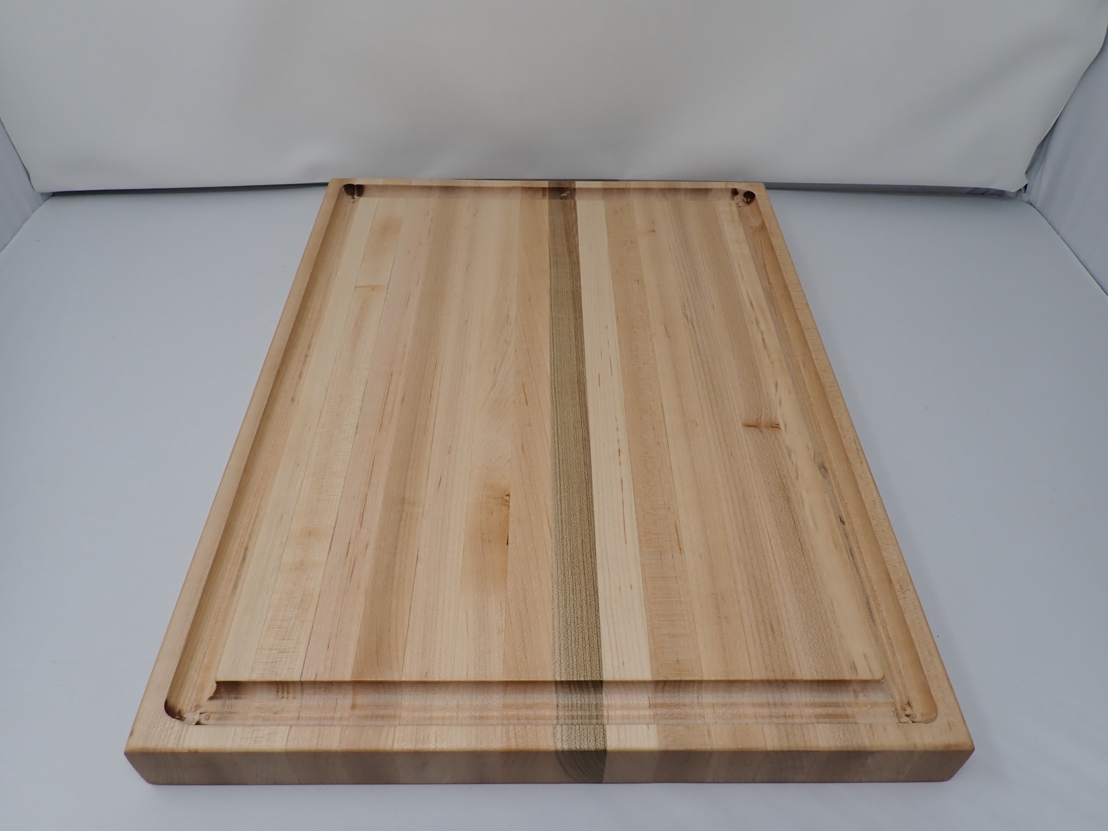 Medium Cutting Board