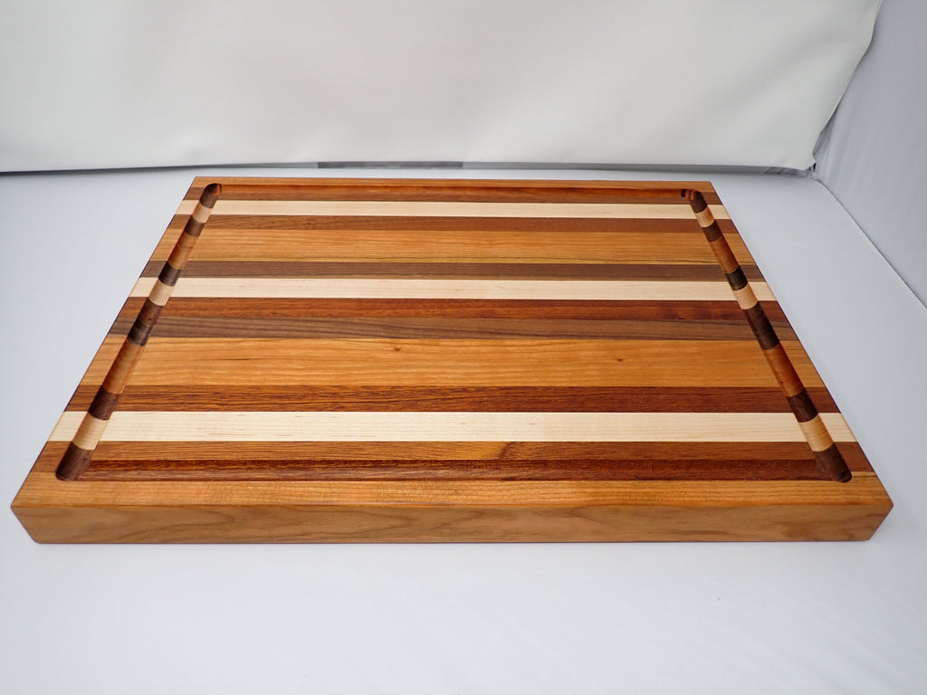 Medium Cutting Board
