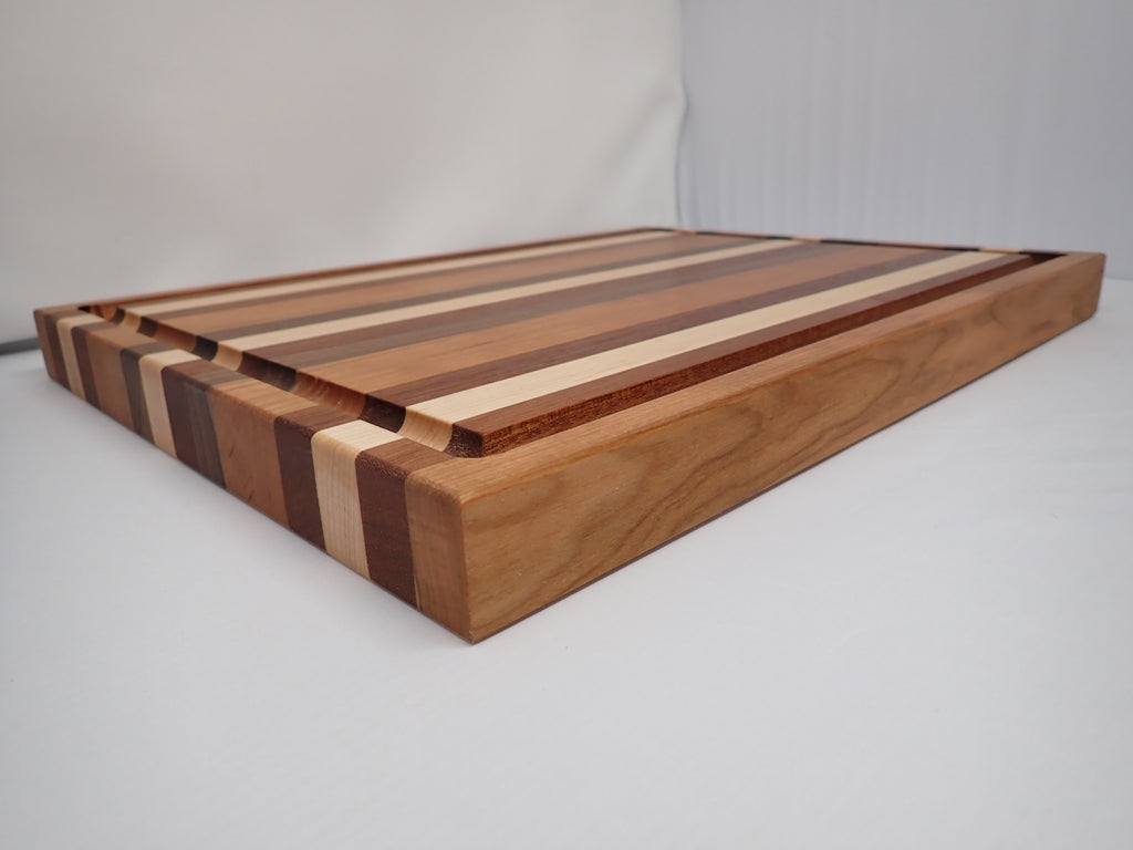 Medium Cutting Board