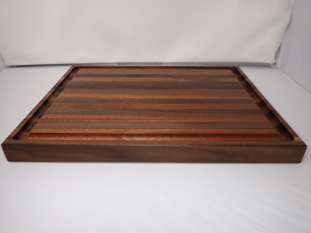 Medium Cutting Board